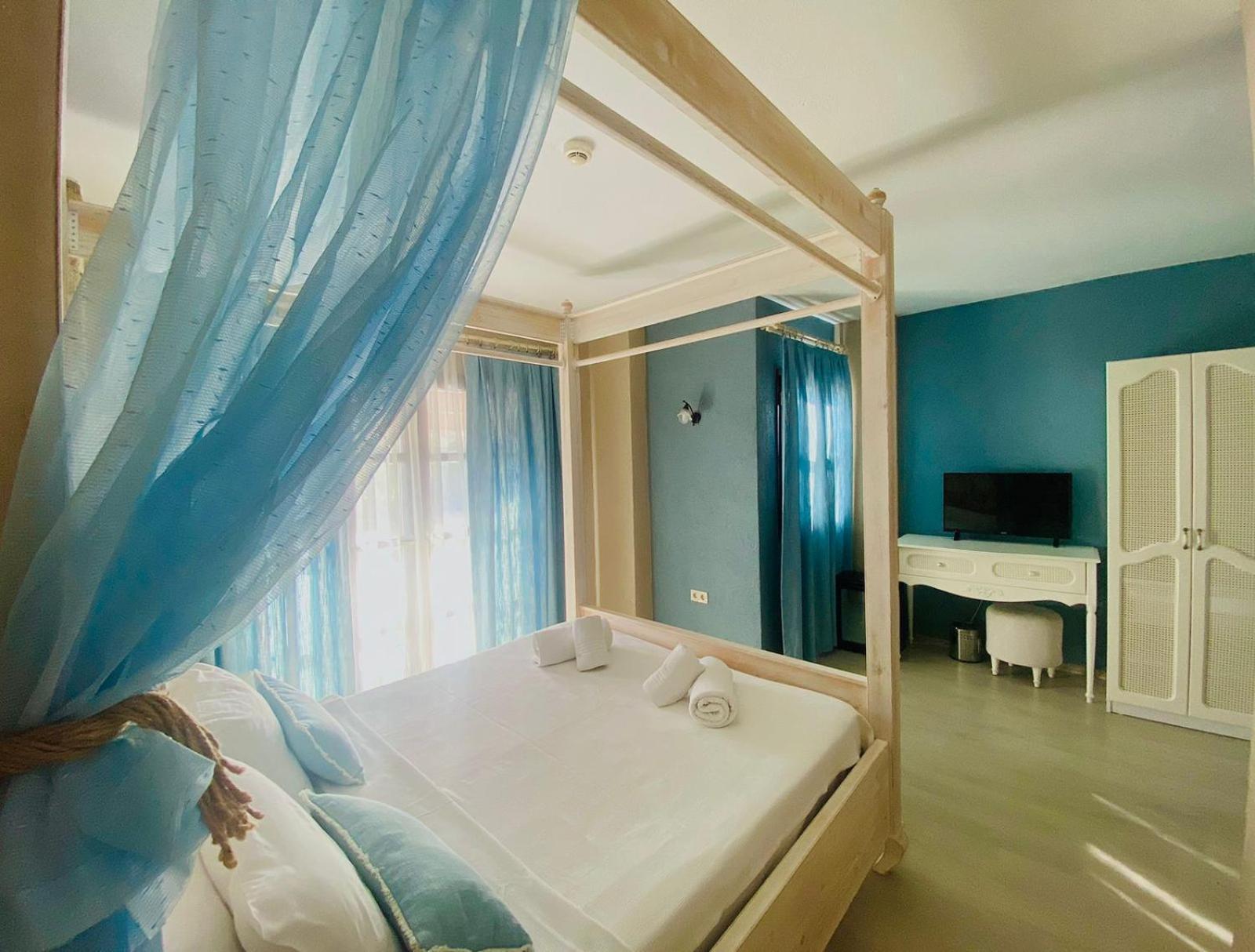 Tasquartas Otel Alacatı Bagian luar foto
