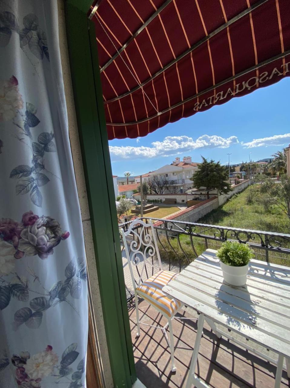 Tasquartas Otel Alacatı Bagian luar foto